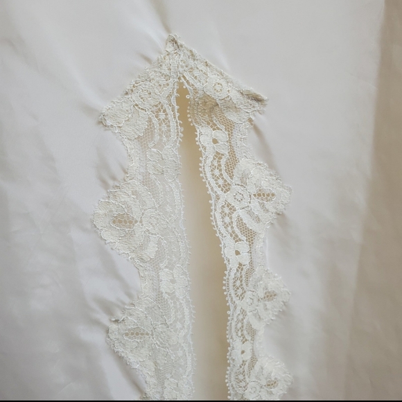 2 Vintage 70s Slip Skirt in Black and Cream - Picture 13 of 15